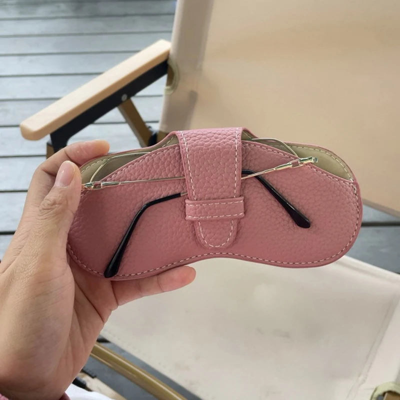 PU Leather Portable Glasses Bag Sunglasses Storage Bags Men and Women Car Glasses Protective Cover Anti-crushing Glasses Clip Qme Pink