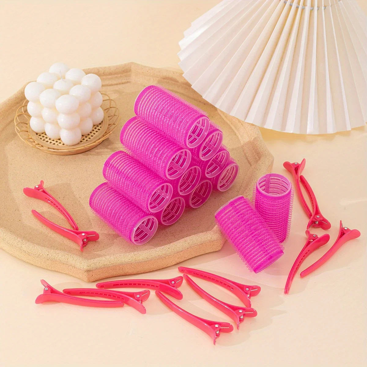 Self-adhesive hair curlers and clips set, consisting of 12 self-gripping curlers and 12 crocodile skin curling clips. Qme