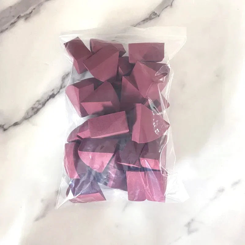 30pcs/bag Triangle Soft Makeup Sponge Face Foundation Concealer Cream Powder Blend Smearing Puff Cosmetic Tools Qme Wine red