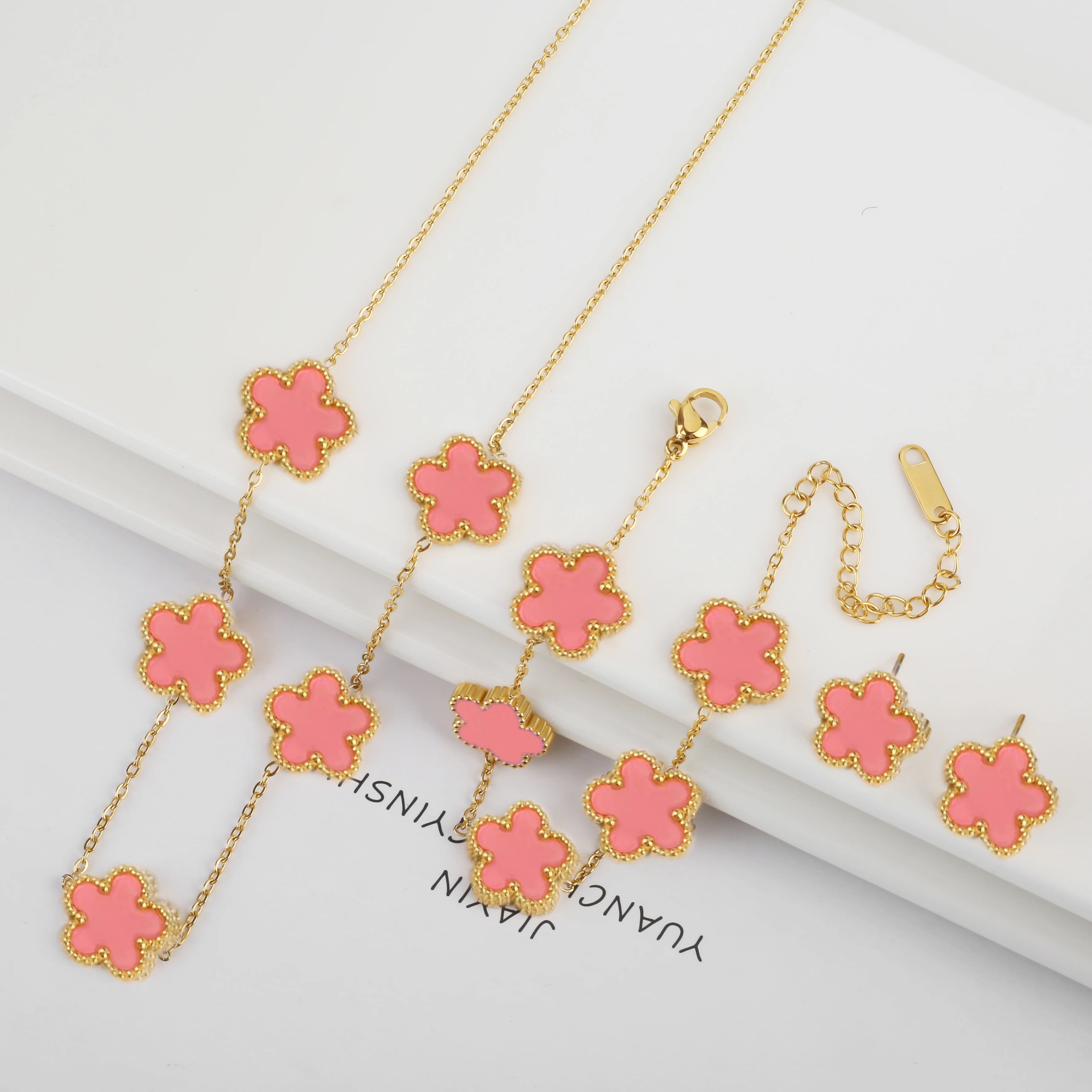 New Trend Five Leaf Flower Stainless Steel Jewelry Set Bracelet Necklace Earrings Classic for Woman Party Luxury Jewelry Clover Qme Jewelry Set 13