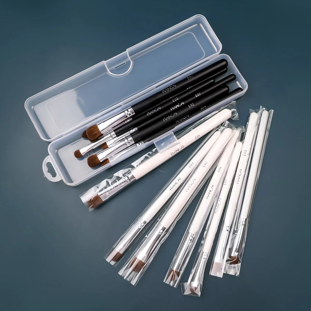 Makeup brush storage box, travel makeup brush case, makeup brush container, storage box Qme