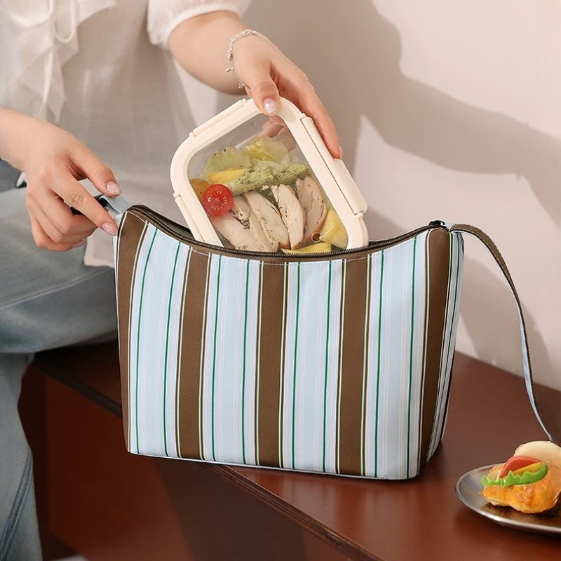 A Handheld Crossbody Striped Cooler Lunch Box Bag Lightweight Waterproof Reusable Bento Bag Outdoor Travel Picnic Food Carrier Qme