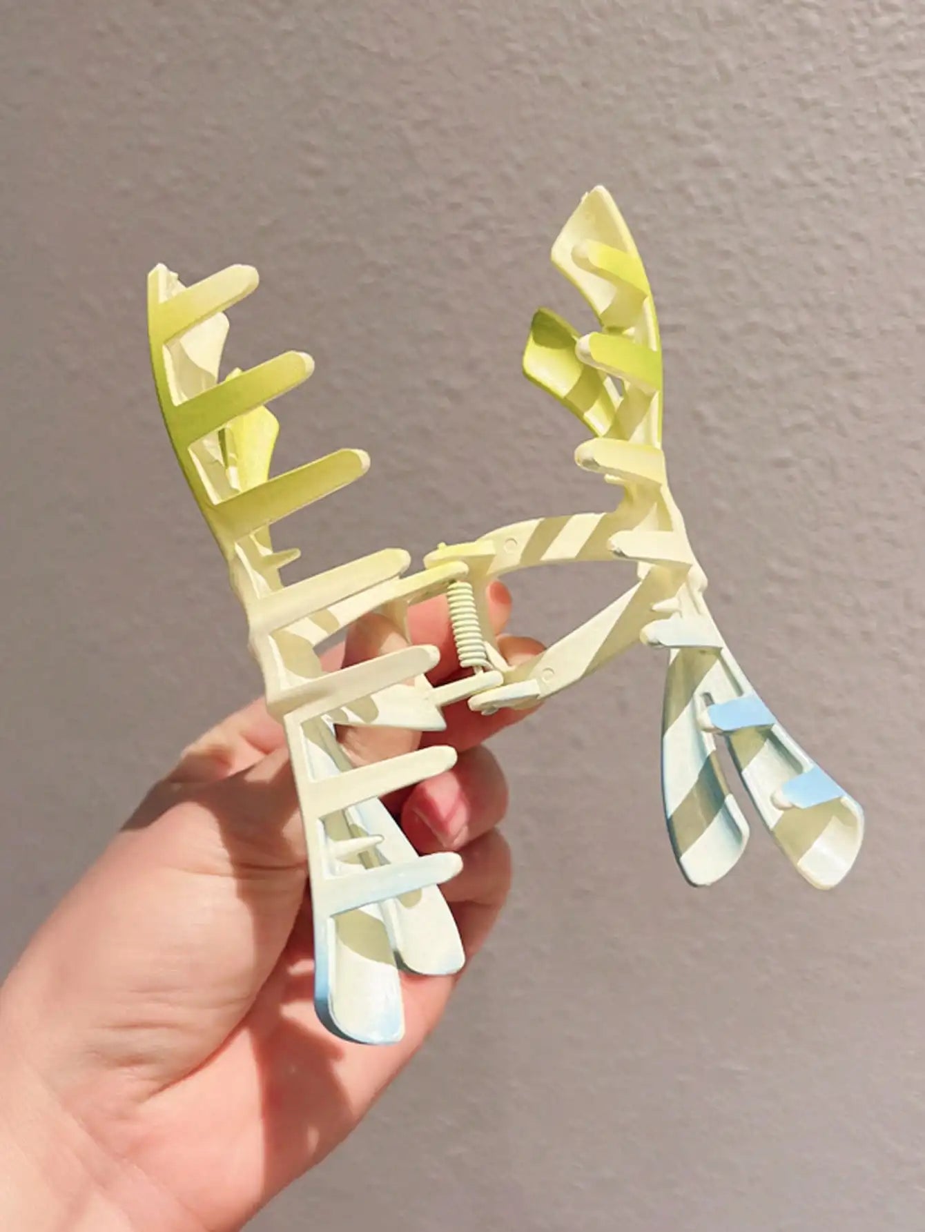 Sweet Dopamine Gradient Grip Heart Shaped Hair Clip Spring Summer Qme