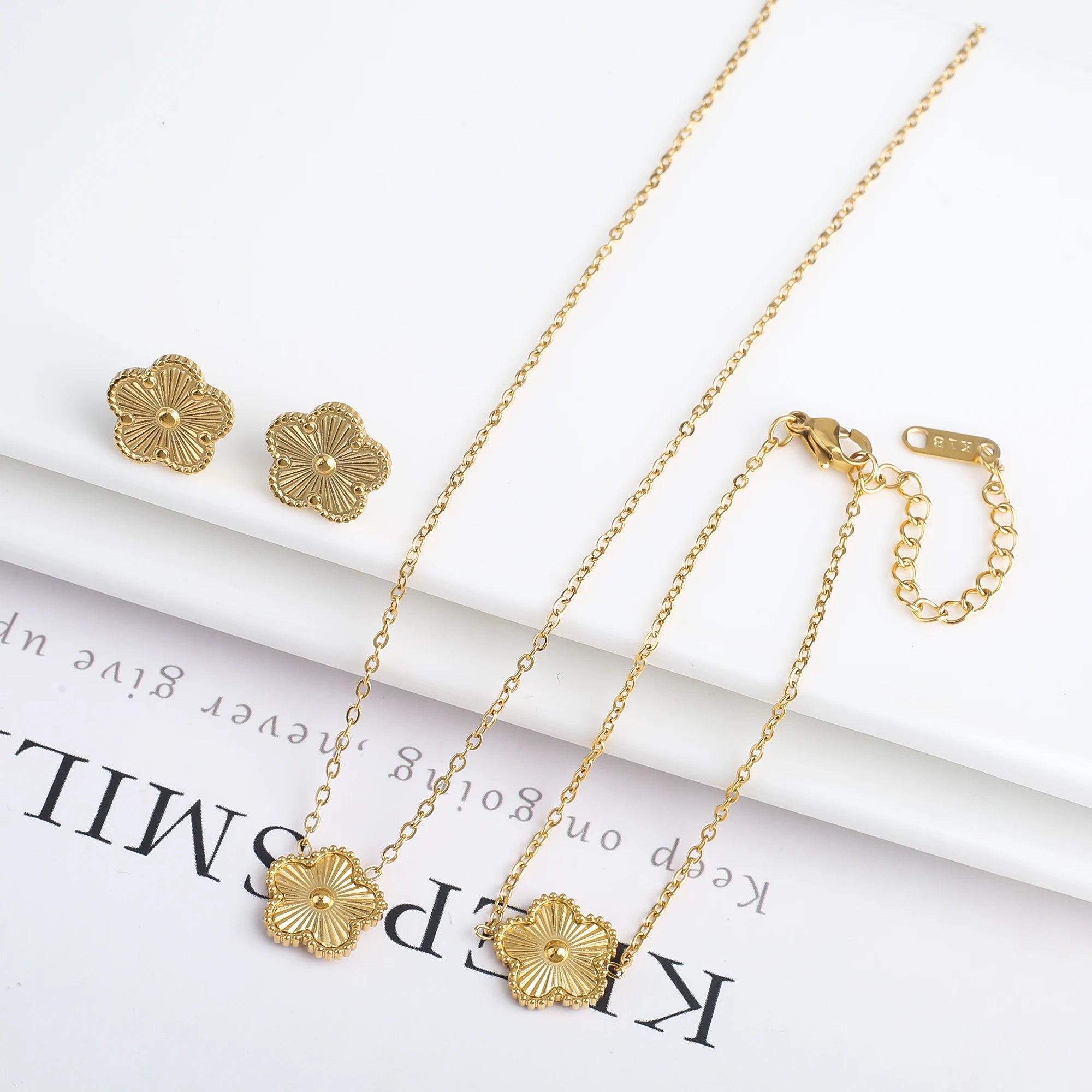 Clover Five Leaf Flower Stainless Steel Bracelet Necklace Earrings Jewelry Set Luxury for Women High Quality Party Jewelry Gift Qme 11