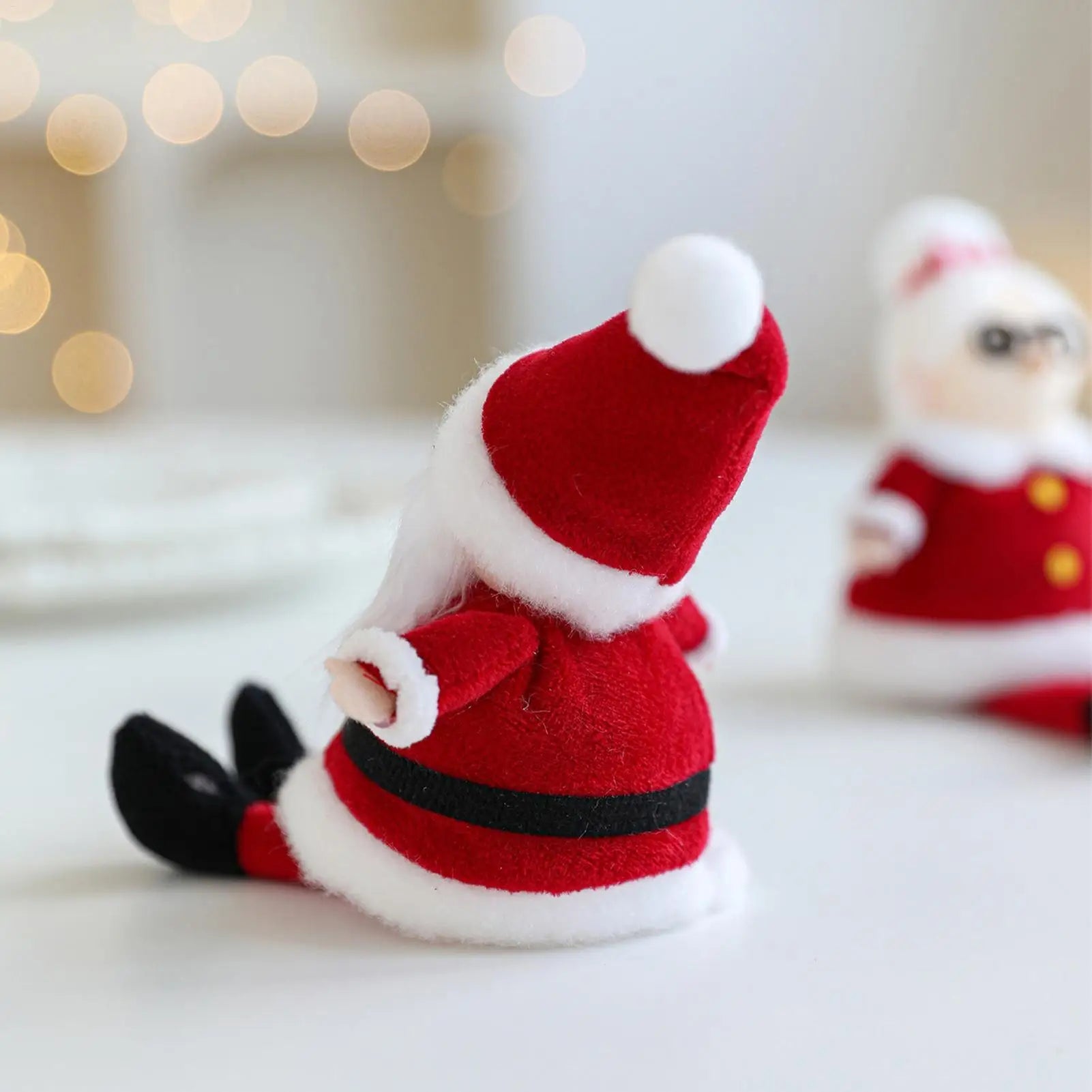 1pcs cartoon Santa Doll Soft Christmas Santa Claus Sitting Plush Ornament Decoration For Car Shelf Home Living Room Indoor Qme