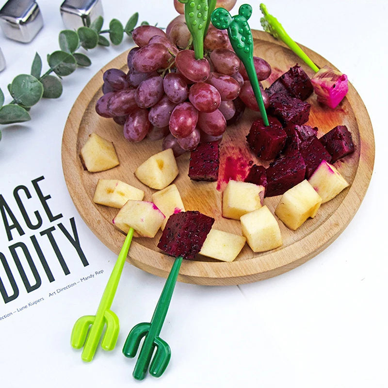 6Pcs Cute Cactus Mini Cartoon Toothpick Fruit Forks For Bento Box Lunch Box Decorative. Qme