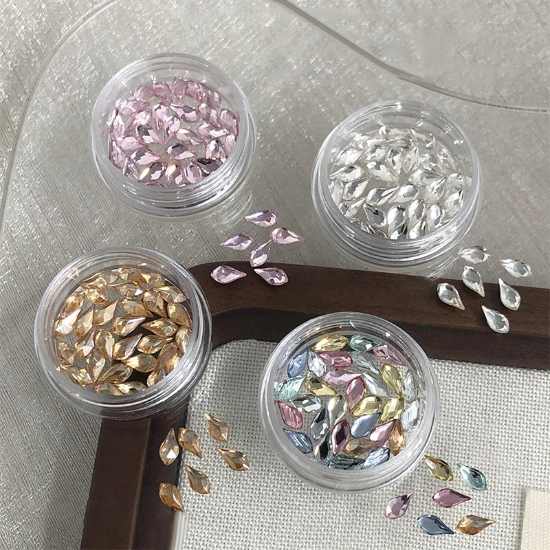 Box 3D Irregular-shaped Rhinestones Crystal Pearl Nail Art Qme