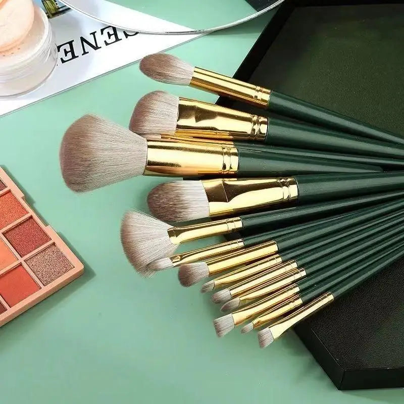 Makeup Brushes Soft Tools Cosmetic Powder Eye Shadow Foundation Blush Qme