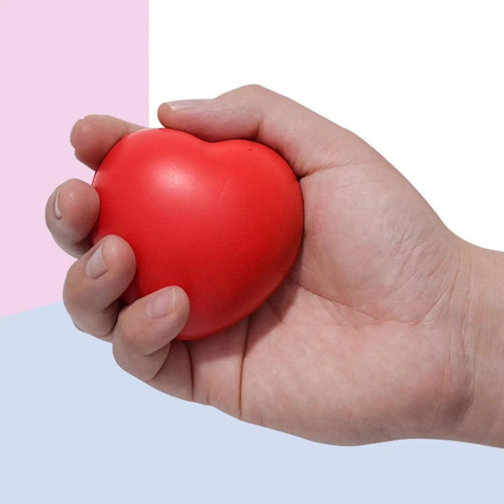 Strengthening PU Foam Grip Exercise Balls Heart Shaped Hand Squeeze Balls for Hand Rehabilitation Fitness Yoga Supplies Qme