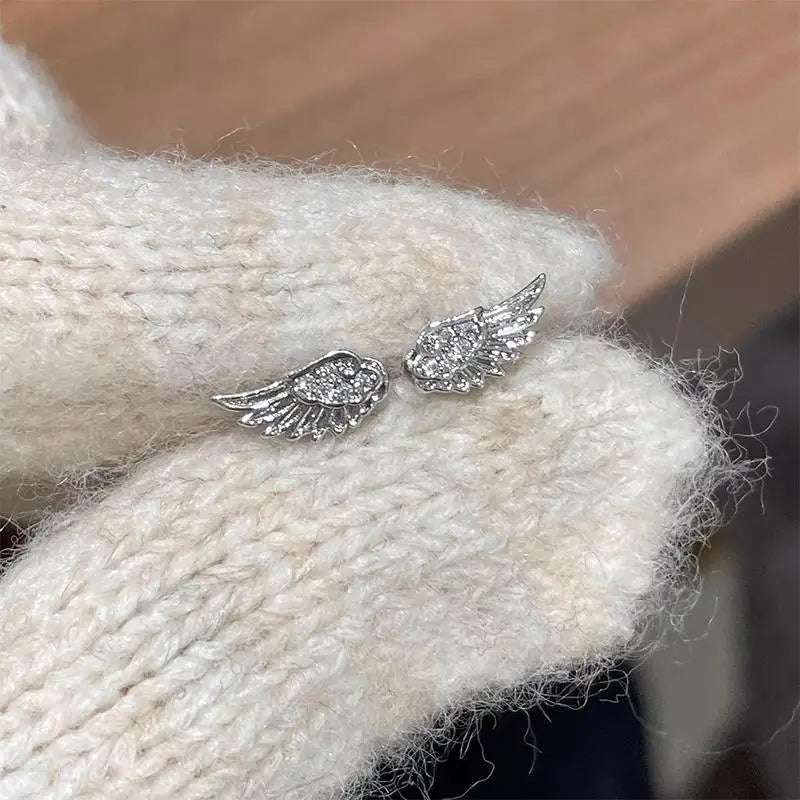 3 Shiny Angel Wings Ear Studs Vintage Couple Jewelry Creative Luxury Qme