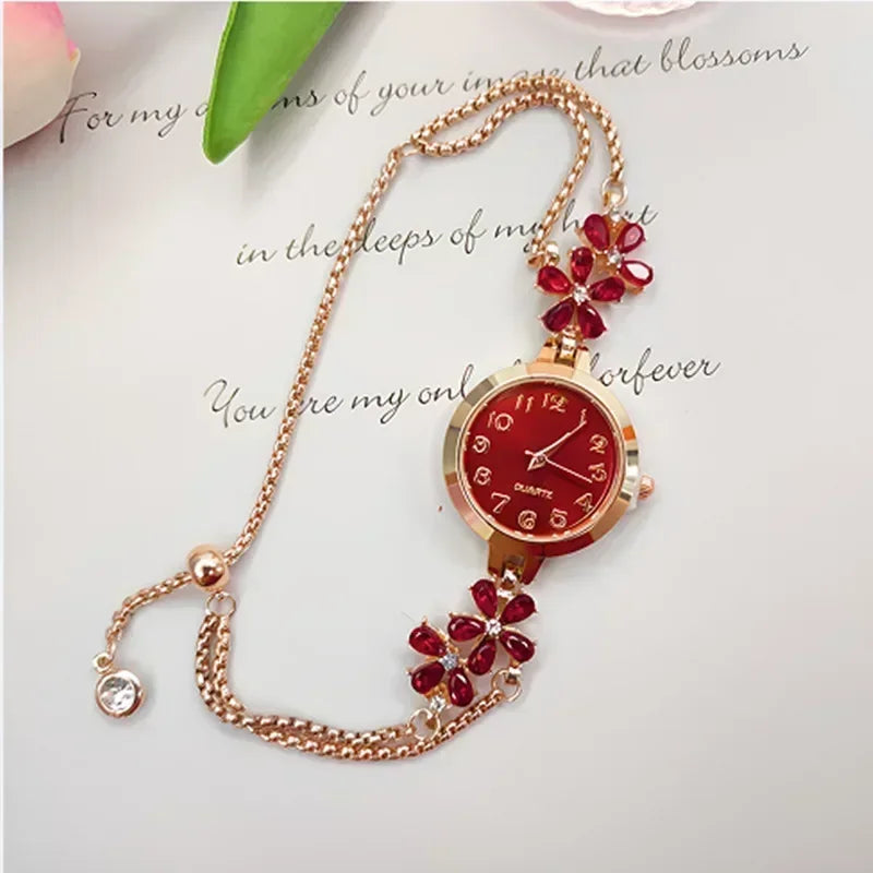 1 pcs Women Watches Brand Vintage Strass Watches Quartz Bracelet Ladies Luxury Wrist Watch Female Watch Montre Femme Watch Qme red