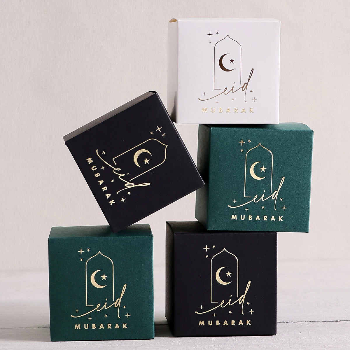 10Elegant Mini Gift Boxes in Classic White, Black and Green Colours with a Gold Crescent and Star Design, Perfect for Candies, C Qme