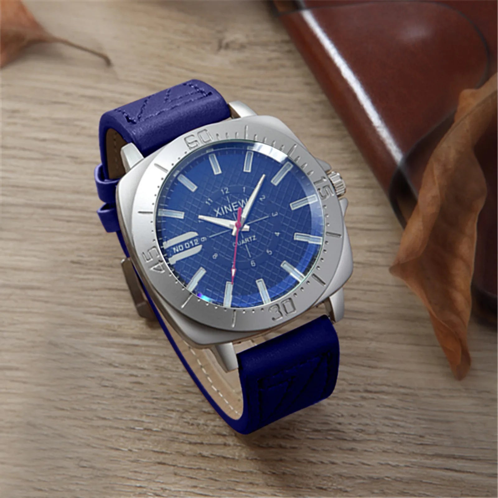 Male Hig-end Fashion Simple Business Leather Band Strap Glass Minimalist Round Dial Versatile Daily Outgoing Quartz Wrist Watch Qme A