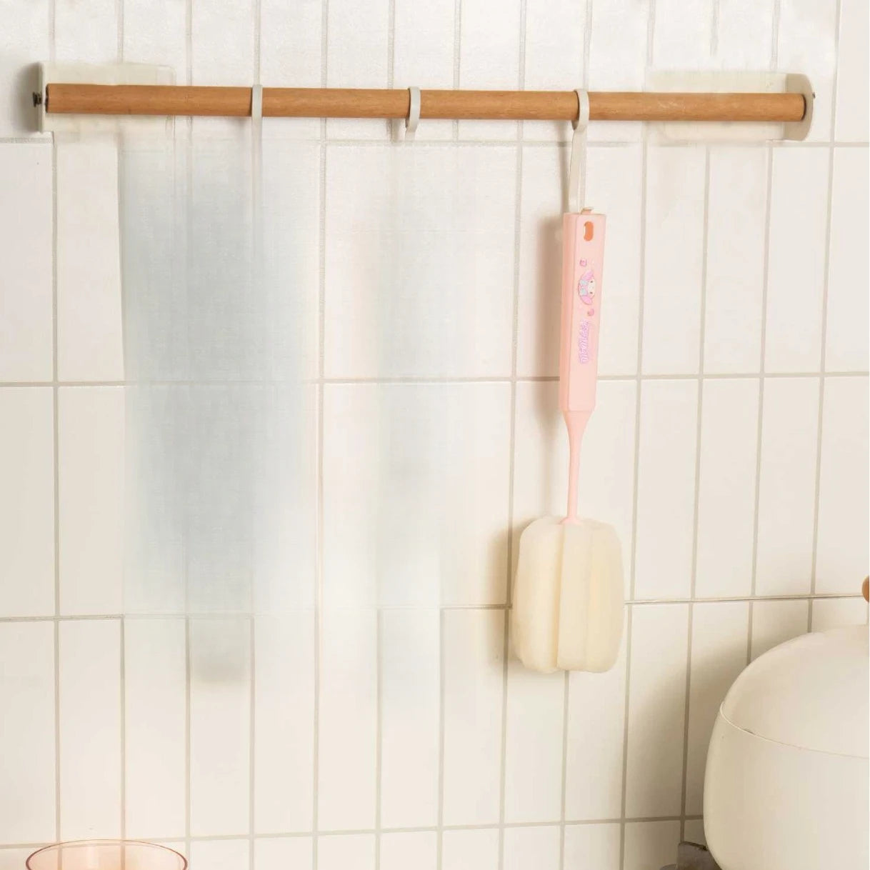 Hello Kitty Kuromi Cup Brush Long-Handled Bottle Brush Sponge Brush for Removing Tea Stains from Every Corner Qme 3
