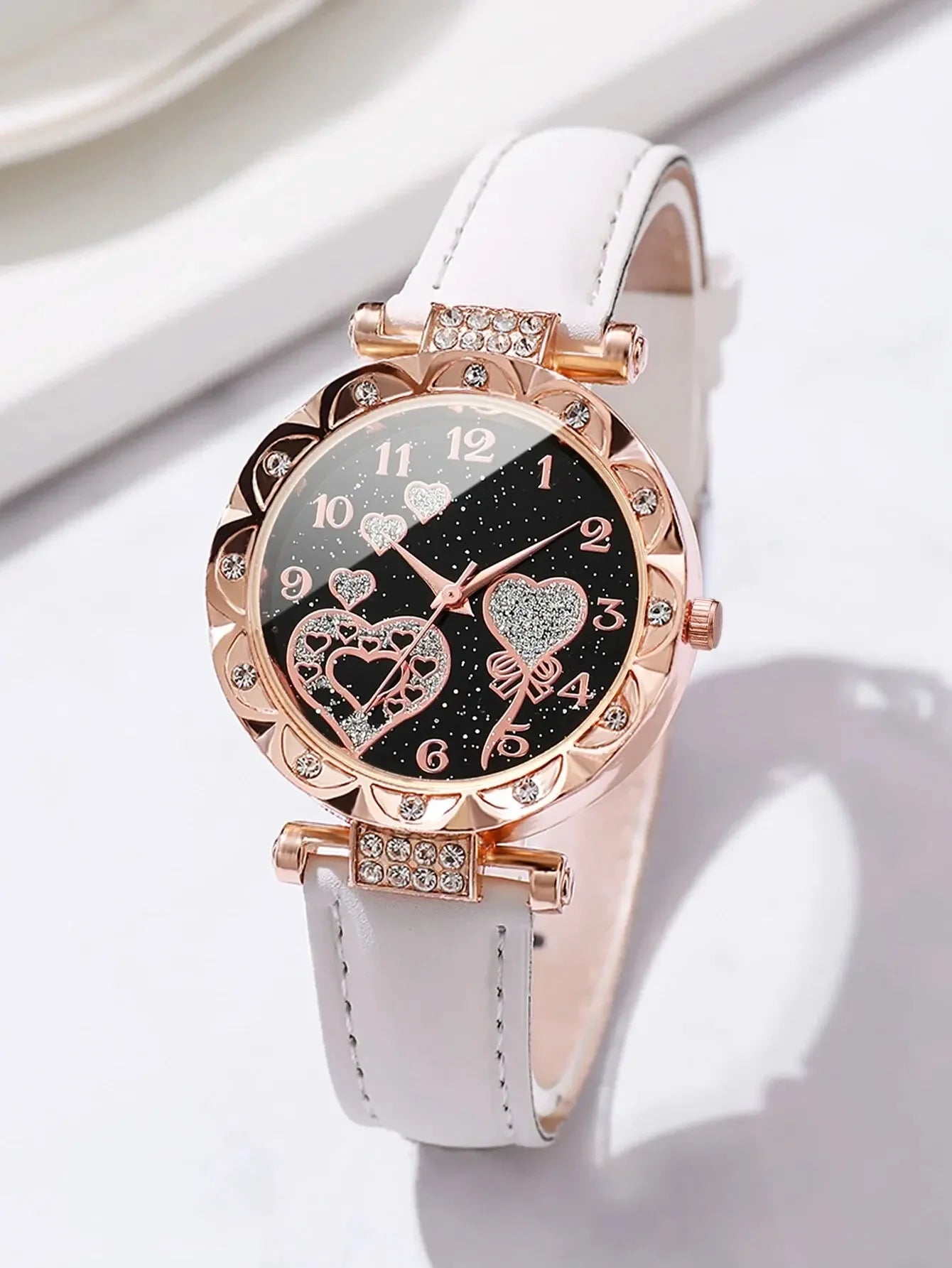 4Pcs Watch Jewelry Set Rhinestone Heart Dial Leather Quartz Watch Pearl Necklace Earrings Bracelet Gift Setwatch Qme