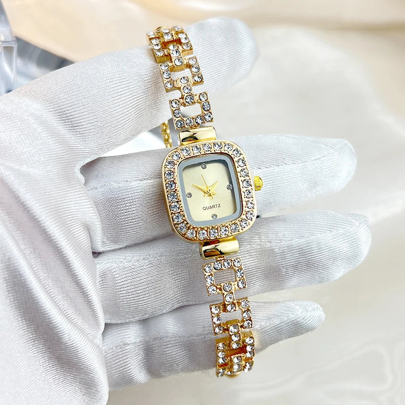 Cross-border new small square bracelet pull women's watch free adjustment square chain diamond set small ladies quartz watch Qme