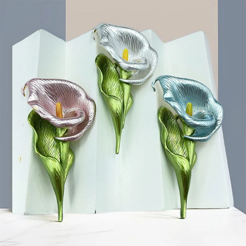 Pretty Lily Flower Brooches For Women Unisex 4-color Enamel Plants Party Office Brooch Pin Gifts Qme