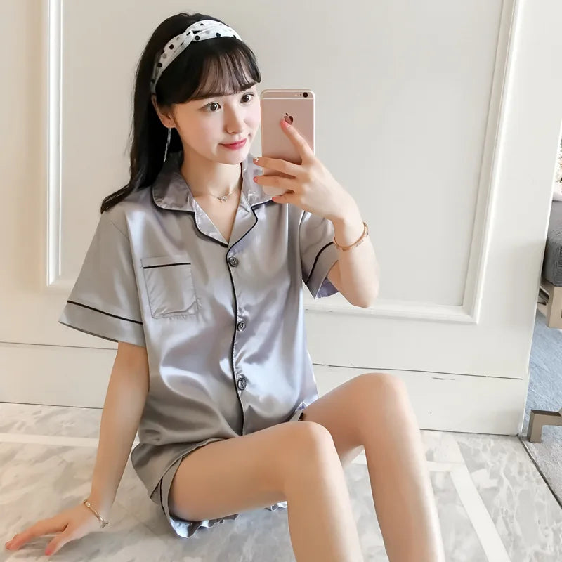 A Women's Sleepwear Simple Satin Pajama Set Long Sleeve Buttons Lapel Top With Elastic Pants Loungewear Nightwear 2 Piece Nighty Qme Double Short Grey 5XL