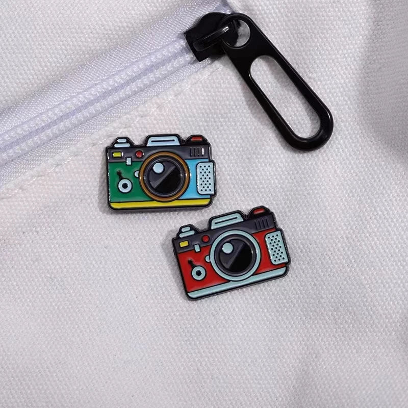 Funny Retro Camera Enamel Pin Cartoon Lapel Backpack Badge Jewelry Gift Kid Personalized Photo Color Brooch Friends Wholesale Qme