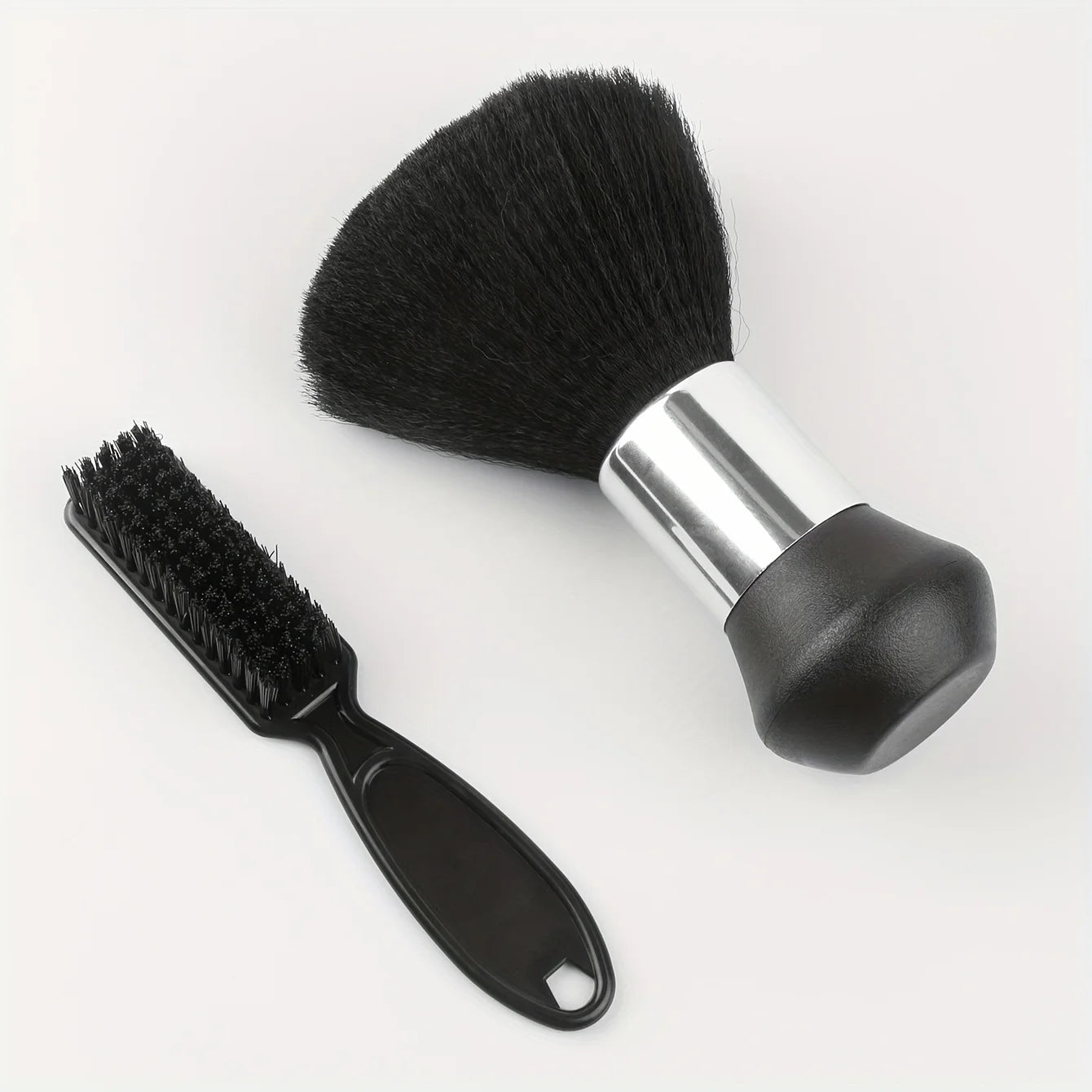 Hair grooming tools, including combs for combing hair, professional hair grooming tools, and items for hair salons. Qme