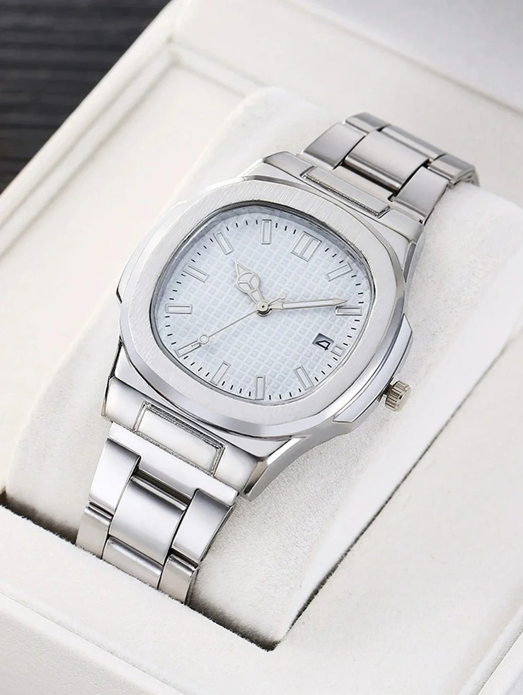 Men's Bling Jewelry Set: Silver Iced Out Watch + Cuban Link Chain + Bracelet + Cross Pendant Necklace, 4Pcs Hip Hop Set Qme