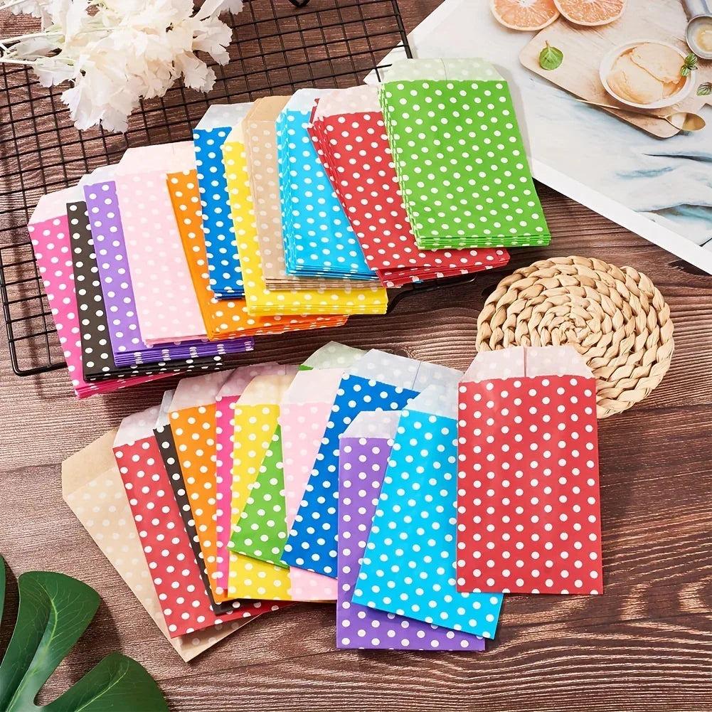 Paper bag, without handle, storage bag, white polka dot pattern, suitable for wedding parties and birthday gift bags. Qme