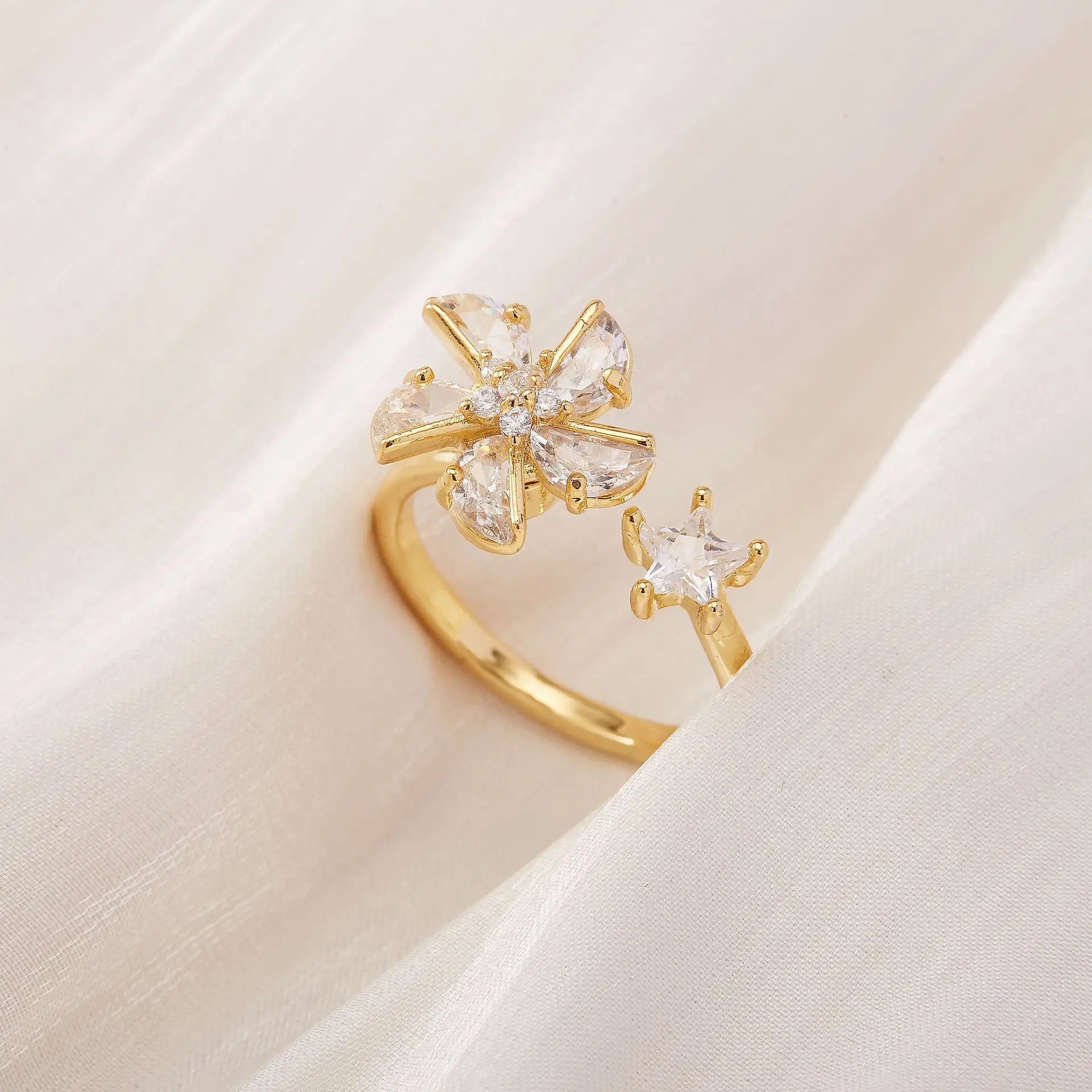 Fidget Spinner Ring Anxiety for Women Multiple Crystal Flower Eye Butterfly Animal Ring Rotate Anti Stress Wedding Jewerly Qme 5 resizable
