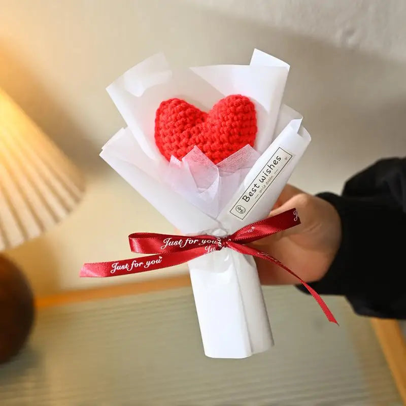 Mini Handmade Yarn Flower Bouquet Crochet Heart Valentine's Day Qme A7