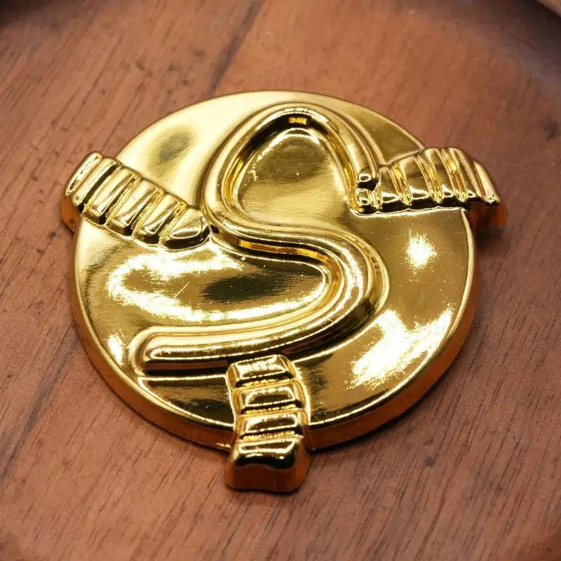 Pleated Devil's Eye Brooch Alloy Keyhole Shape Glaze Luxury Badge Pin Trendy Tassels Banquet Clothes Metal Pin Qme A4