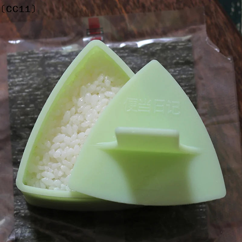 CC11Triangular Onigiri Mold Kitchen Food Utensils Sushi Press Qme