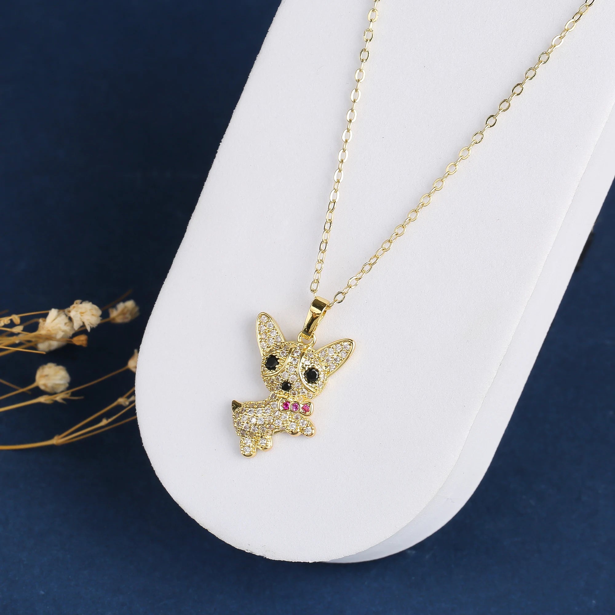 9 Style Luxury Shiny Zirconia Animal Puppy Elephant Leopard Pendant Necklace for Man Woman Party Gold Plated Jewelry Daily Wear Qme 1