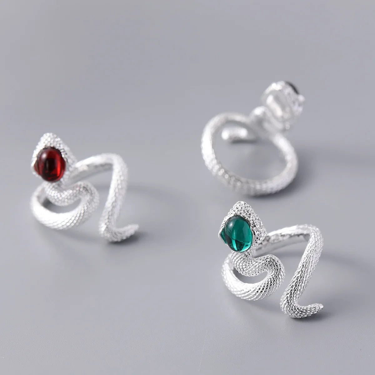 Original Design Light Luxury Snake Opening Ring for Men and Women Simple Retro Fashion Snake Ring Wholesale Qme
