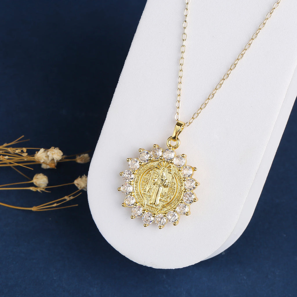 High Quality Luxury Zirconia Religious Character St. Jude Pendant Necklace Personalized for Man Woman Party Classic Jewelry Gift Qme Style 7