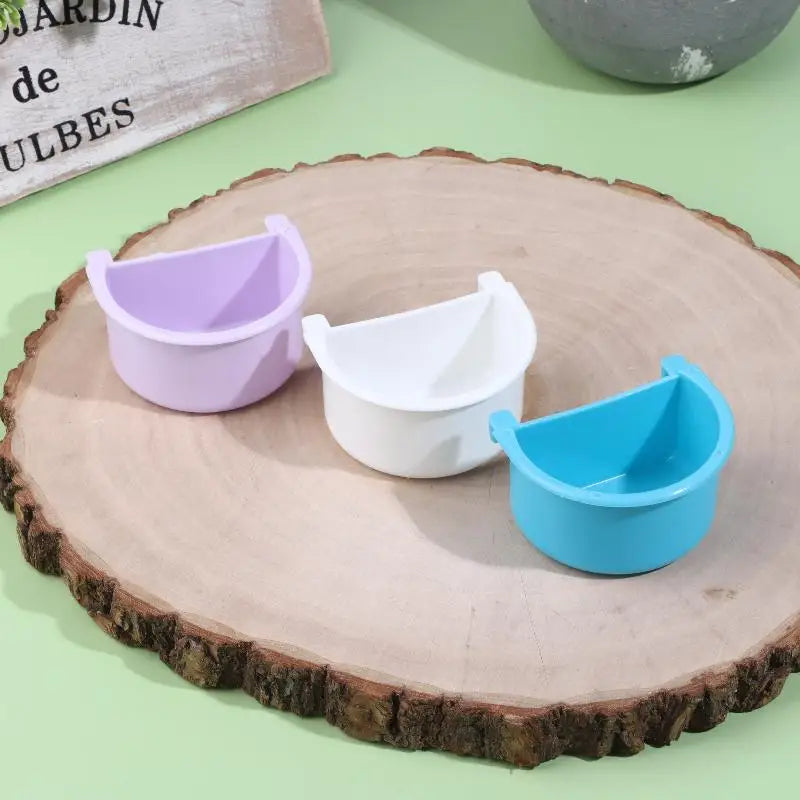 Small Animals Budgie Parrot Parakeets Lovebirds Bird Food Feeding Qme