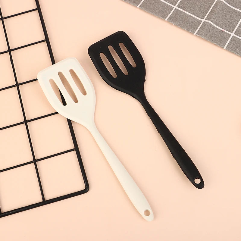 Small Integrated Silicone Frying Shovel Cooking Steak Kitchen Egg Qme