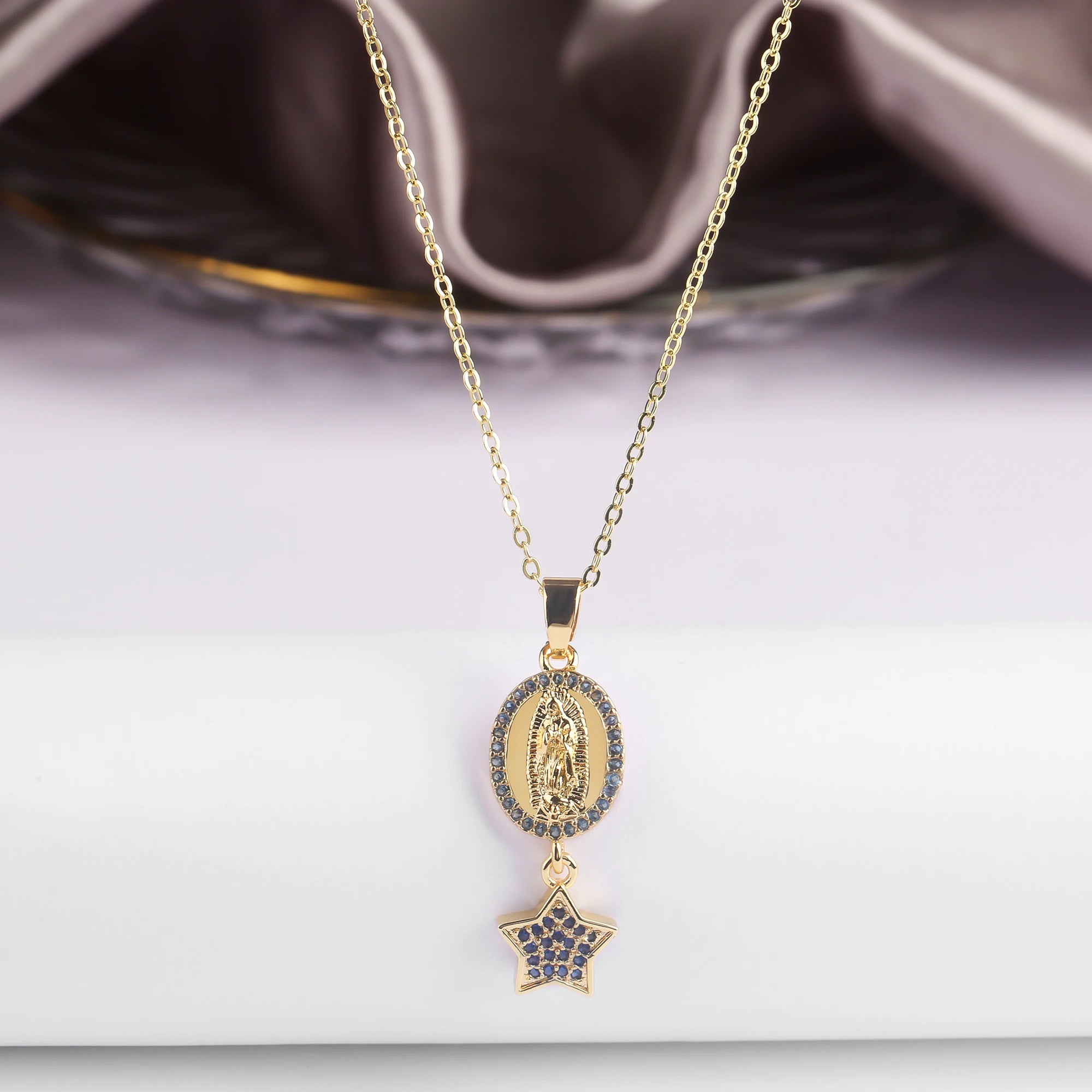 6 Color New Design Cute Female Crystal Zircon Necklace Classic St. Jude Cross Pendant Necklace For Women Men Party Jewelry Gifts Qme Style 12