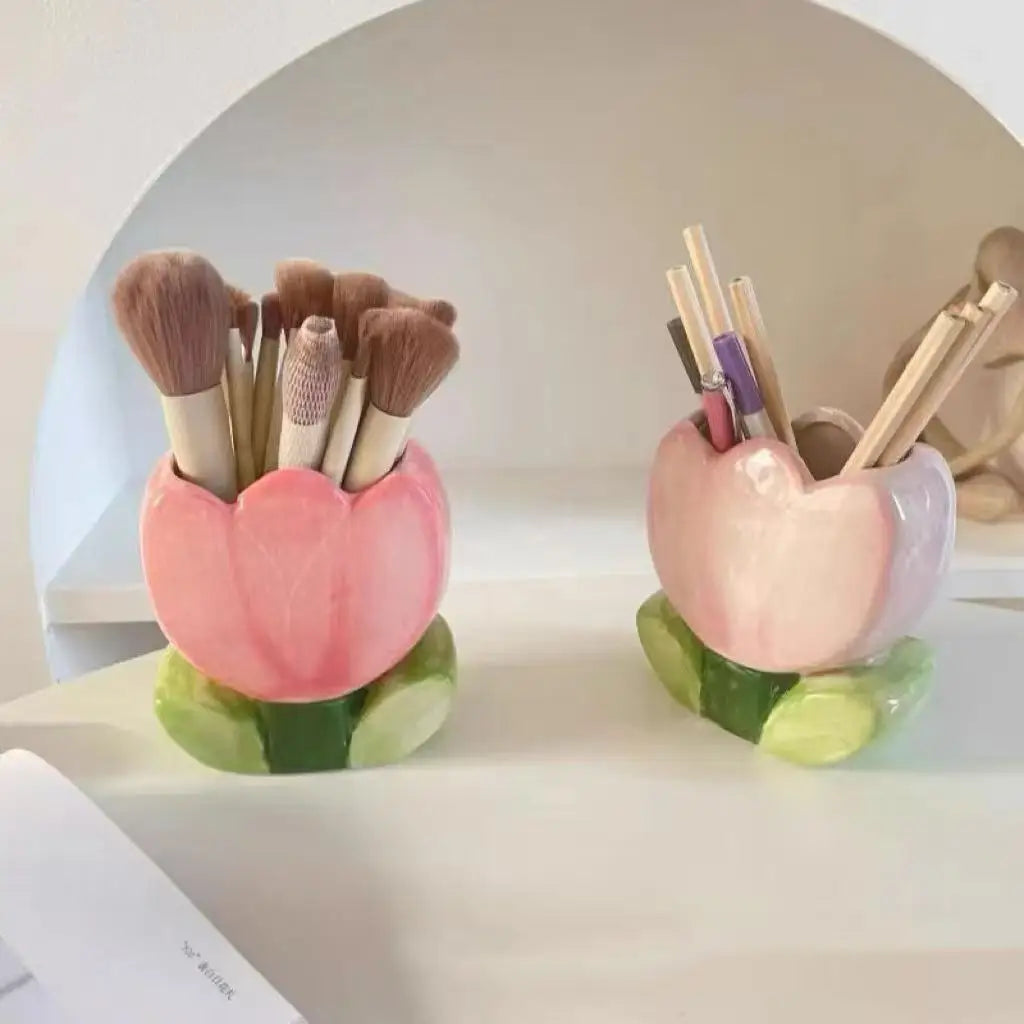 Artistic Tulip Ceramic Flower Pot Contemporary Simple Floral Vase Qme