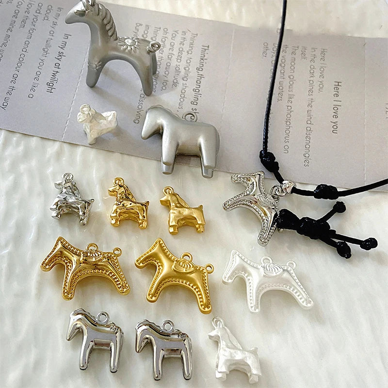 1Pcs Cute Gold Silver Color Horse Charms Pendants For Jewelry Making Necklace Earrings Bracelet DIY Accessories Supplies Qme