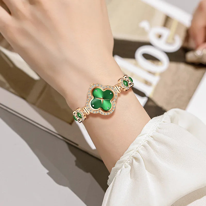 Versatile Fashion Clover Bracelet Quartz Watch Casual Women's Watch Women's Watch Qme