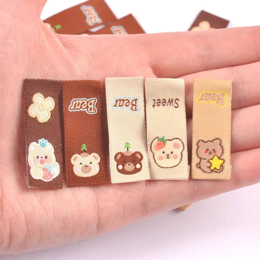 50Pcs Lovely Bear Sweet Labels For Sewing Accessories Kid Garment DIY Crafts Clothes Handmade Supplies Decorative Tags c3576 Qme