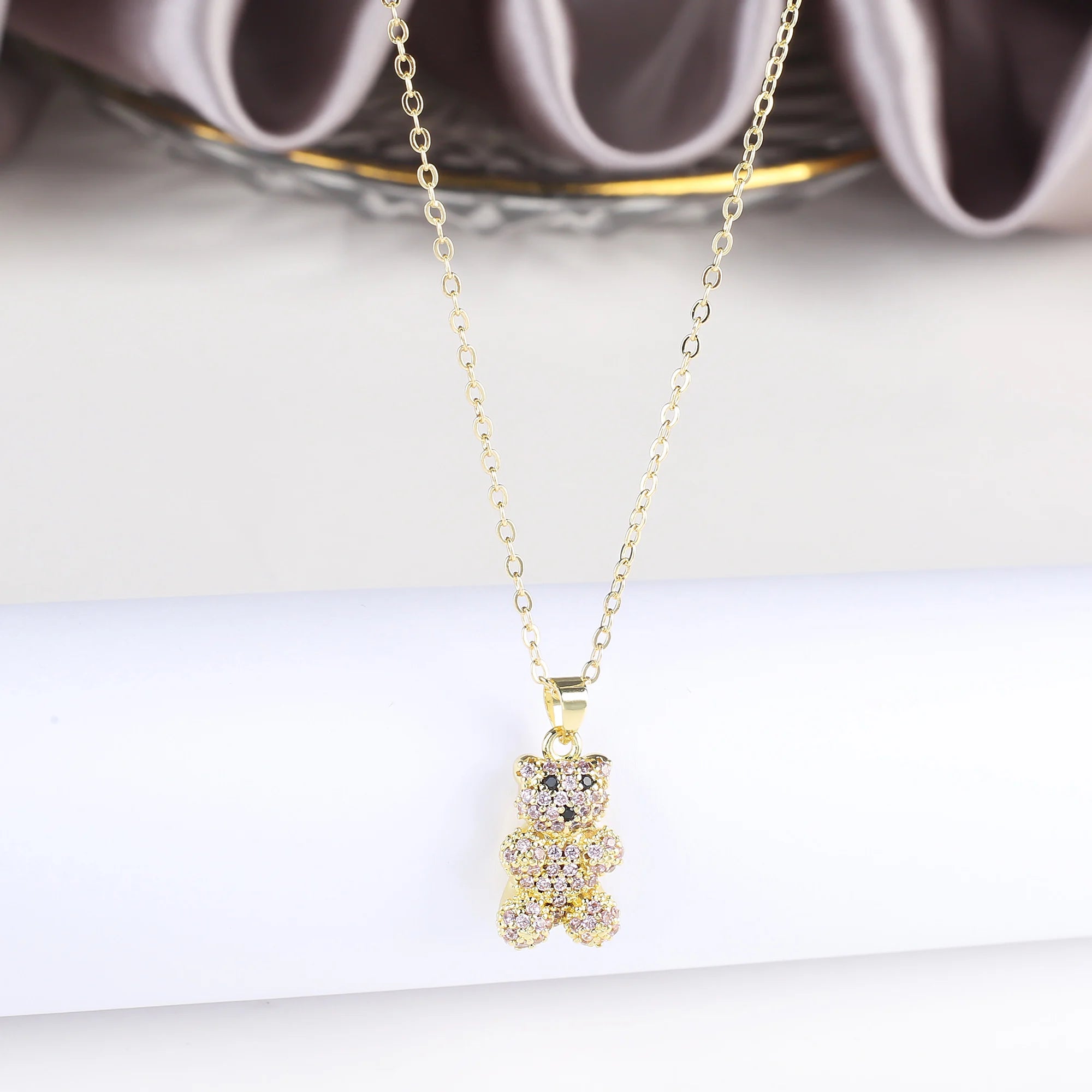 Hot Sale 18K Gold Plating Cute Zirconia Bear Pendant Necklace Fashion Forwoman Girl Party Birthday Jewelry Gift Accessories Qme 1