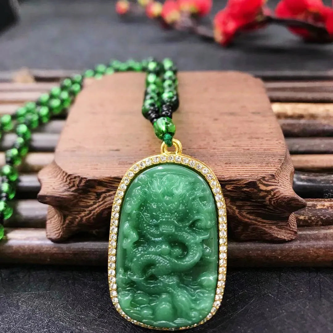 Green Jade Buddha Pendant Necklaces Women Amulet Exquisite Chinese Style Lucky Maitreya Necklace Jewelry New Daily Style Drop Qme dragon