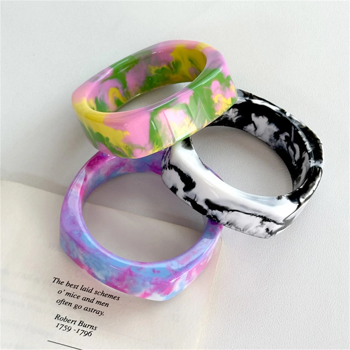 Ins Exaggerated Colorful Geometric Texture Round Square Wide Thick Resin Hip Hop Bracelet for Women Girls Jewelry Bracelet Girl Qme