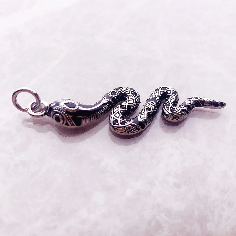 Pendant Black Snake Brand Fashion 925 Sterling Silver Jewelry Europe Vintage Accessories Gift For Woman Men Girls Qme