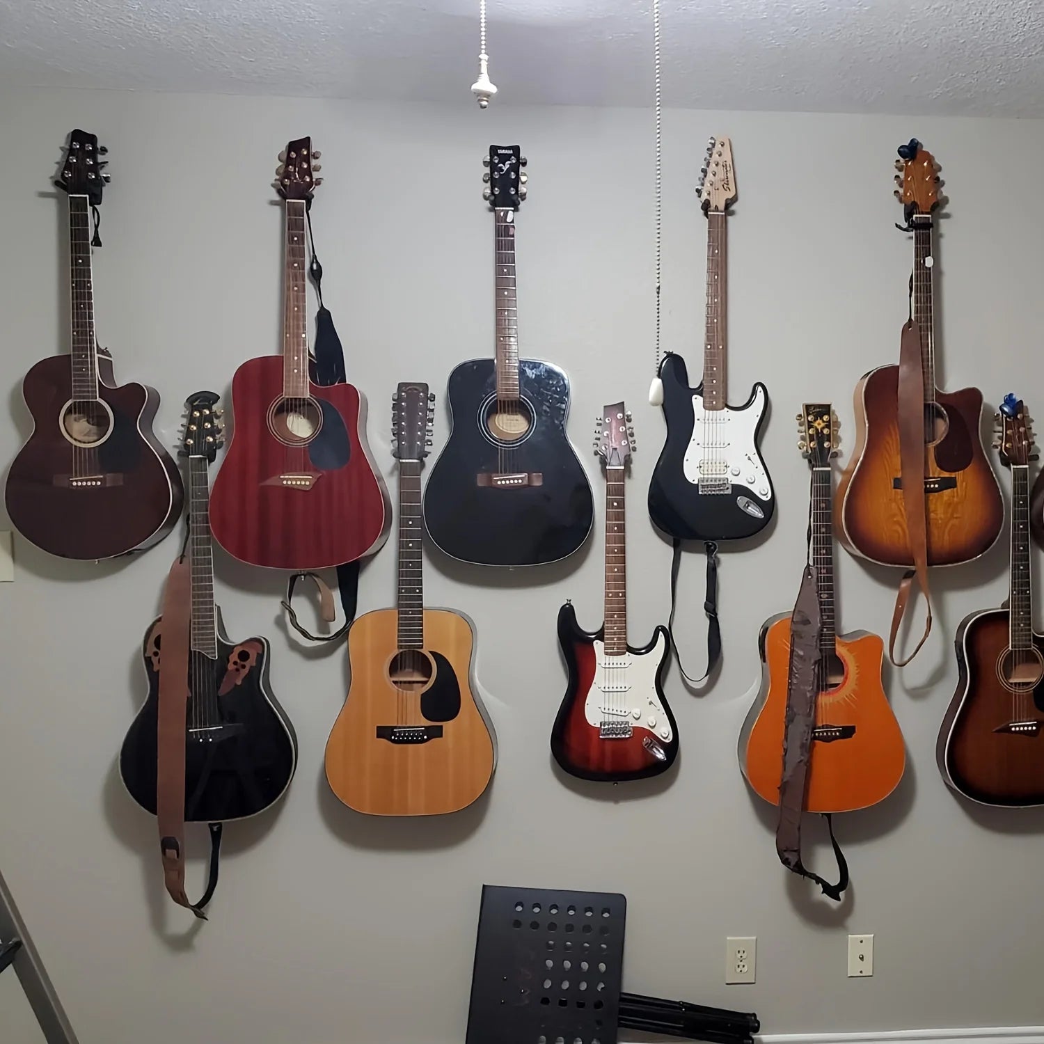 Black Metal Guitar Wall Hanger-Easy Install Uncharged Hook Holder For All Sizes - Fits Guitars, Bass, Mandolin, Banjo, Ukulele Qme