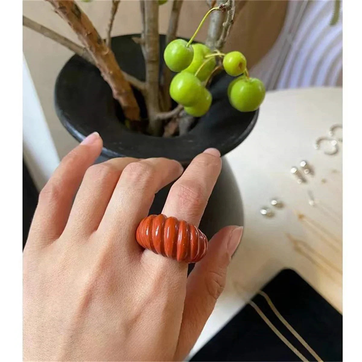 Y2k Vintage Geometry Round Acrylic Ring Women Hip Hop Transparent Resin Hio Hop Finger Ring Temperament Charm Jewelry Gift Rings Qme Size 7 kafei