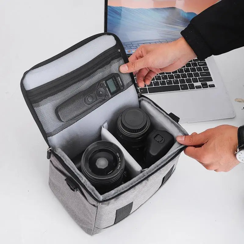 Lightweight Camera Bag Water Resistant Shockproof Padded Interior Qme