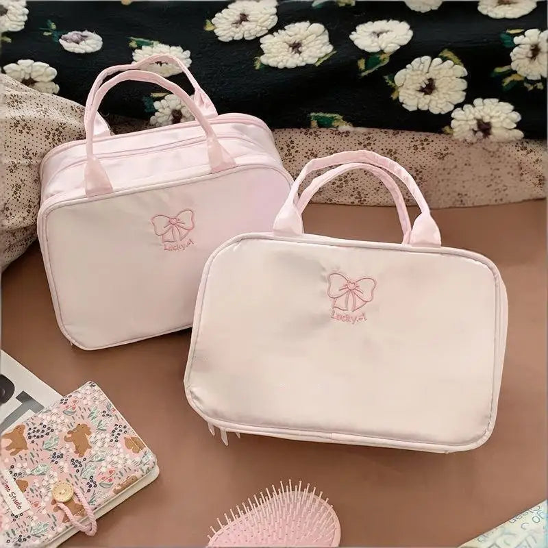 Large Capacity Portable Travel Cosmetic Bag Women's Lightweight Nylon Storage Organizer For Toiletries Easy To Carry Daily Use Qme