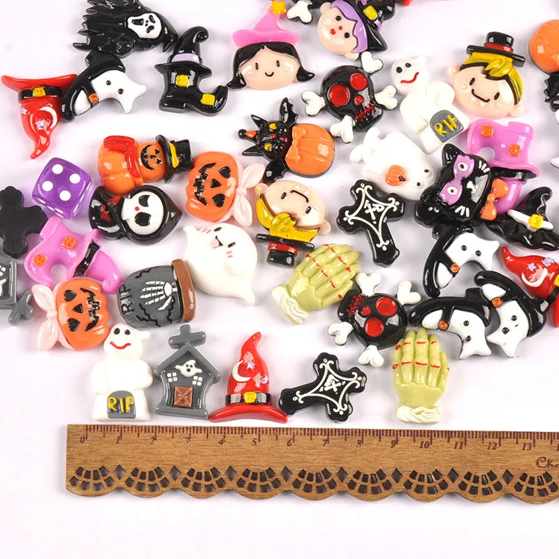 10pcs 2-3cm Halloween Decorations Lacquer Resin Embellishments Flatback Cabochons DIY Handmade Crafts Party Home Ornaments c4125 Qme mixed 10pcs