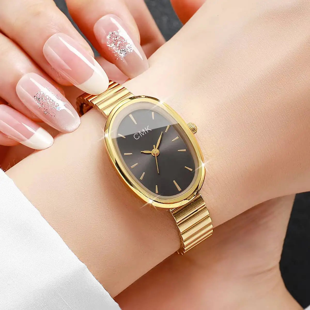 Fashion Ultra-thin Strap Women Watches Oval Dial Analog Quartz Wristwatch Girls Clock Reloj Mujer（Without Box） Qme